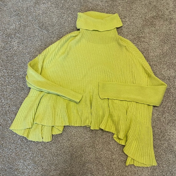 Free People Sweater - Picture 6 of 11